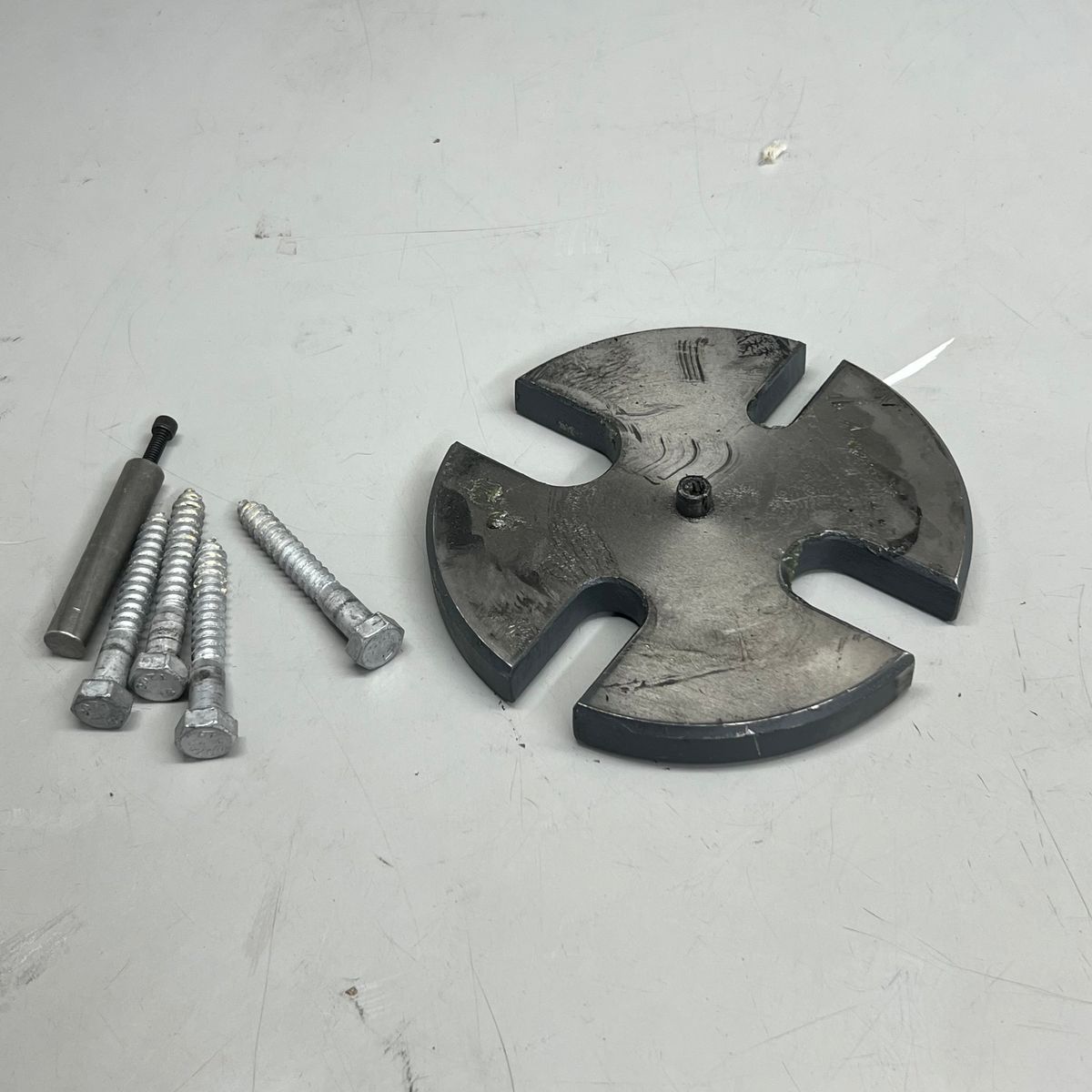 Main image 3