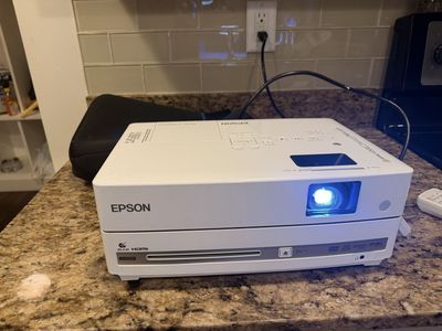 Epson Projector And Dvd Player Only Z 54 Hours