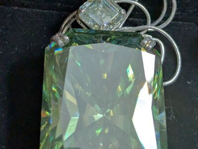 240CT HTPT Blue Diamond Pendant