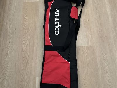 Padded Ski bag with strap