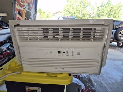 Frigidaire Gallery 6000 BTU Window Air Conditioner