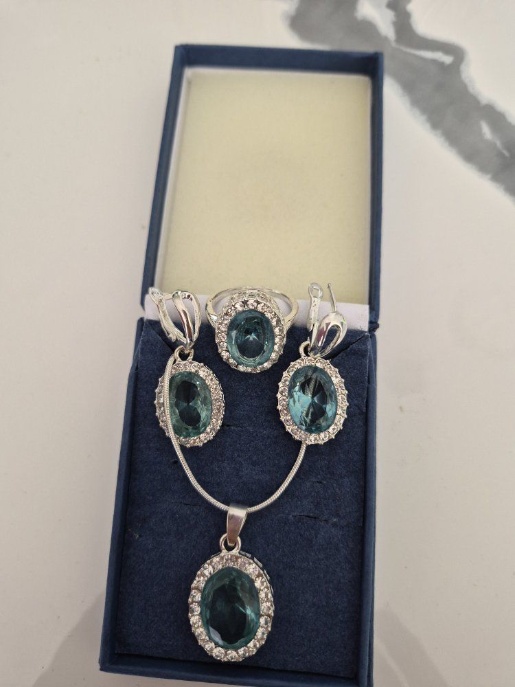 Silver chain + Elegant Jewelry Set