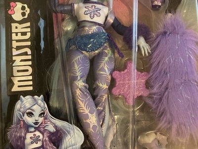 Monster High mattel Abby Bominable Boxed G3 good