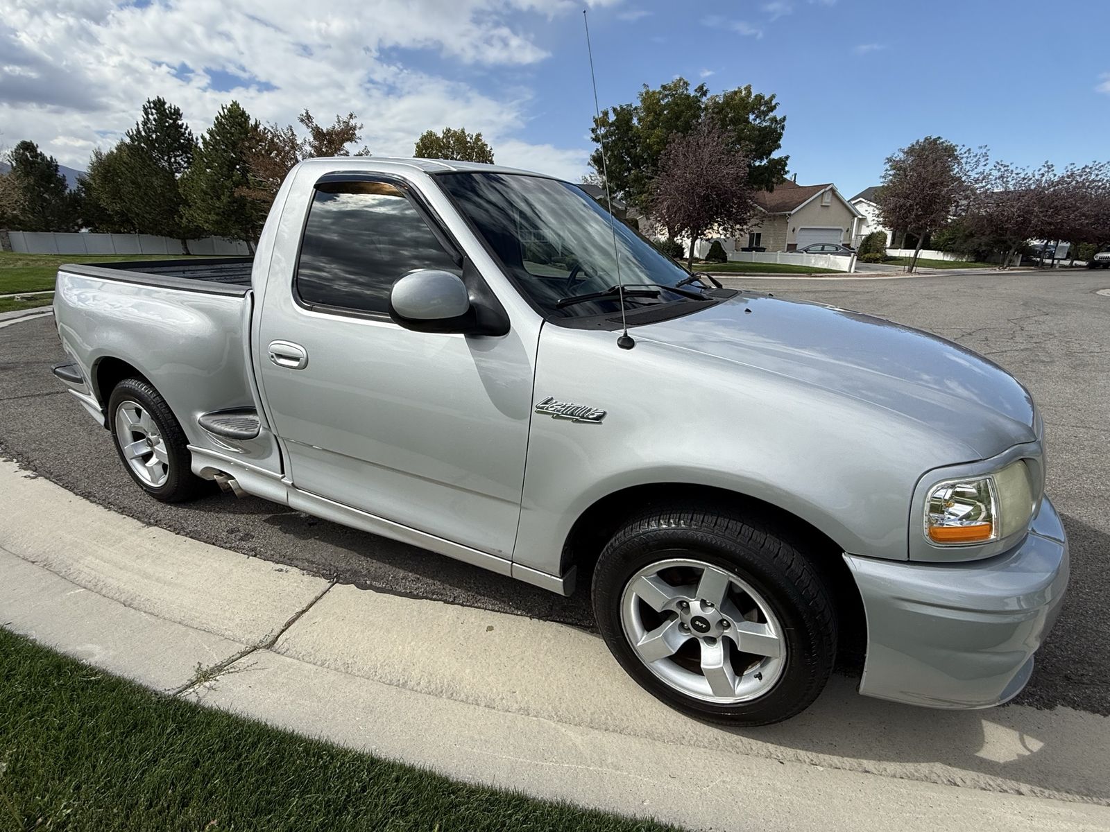 2002 Ford F-150 Lightning 