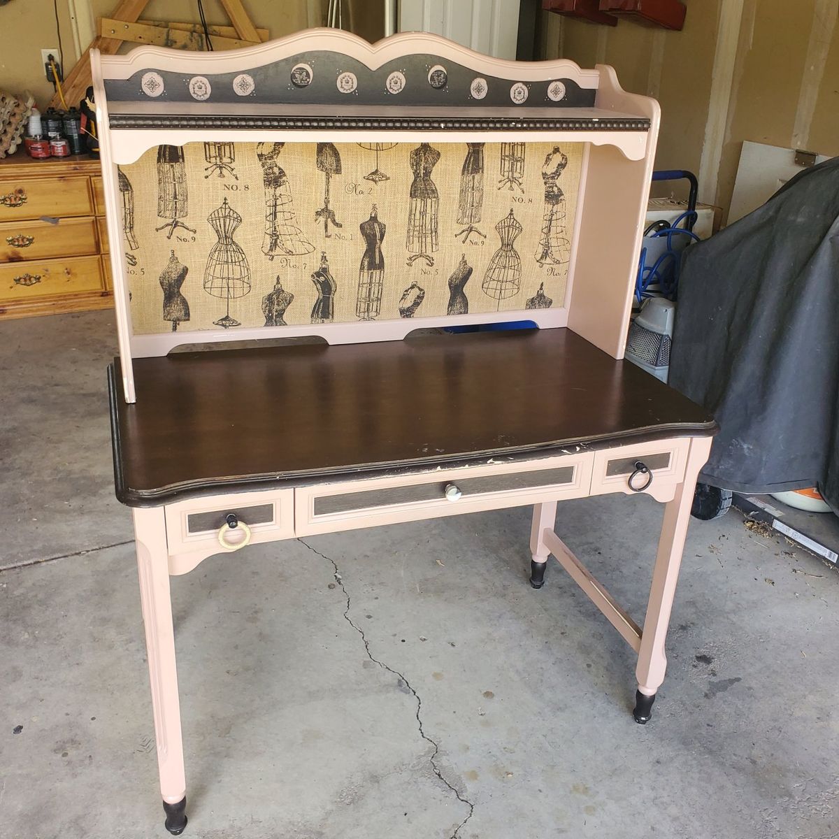 Small 2 piece desk