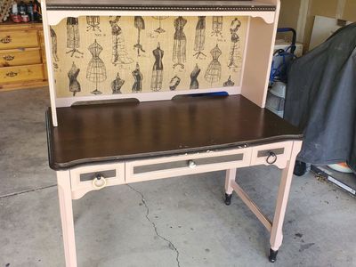 Small 2 piece desk