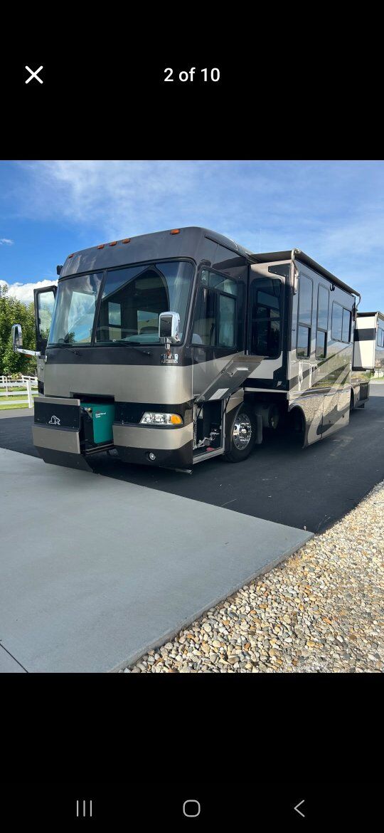 2004 Beaver Monterey 40'
