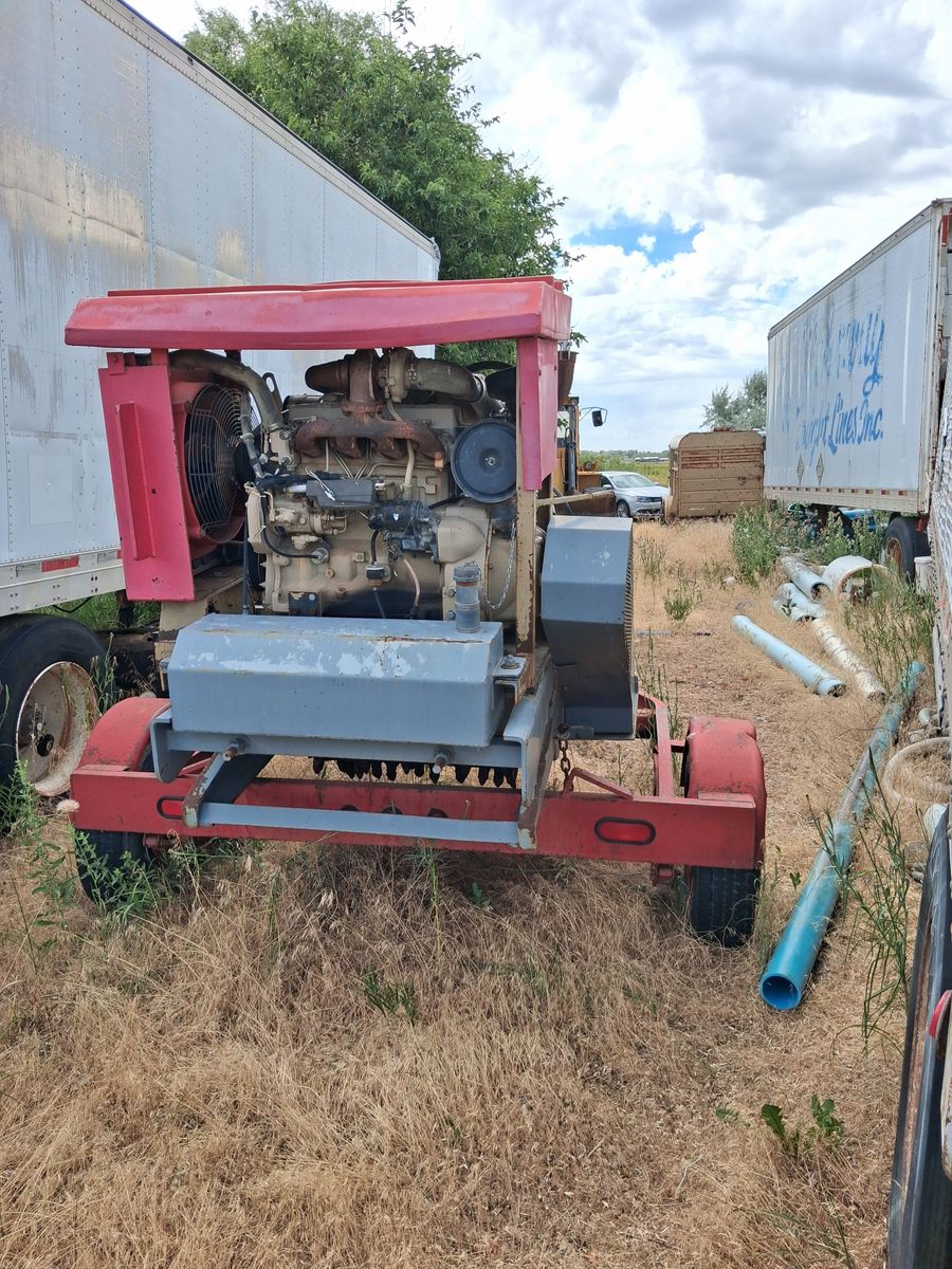 Blacktop Grinder With Trailer