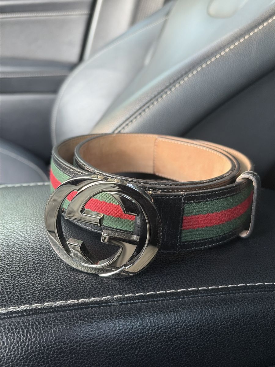 Gucci Interlocking G Buckle Belt Black Leather & Green/Red Stripe (38-36 / 110-99) Italy Made, 36" Long, 0.8" Wide