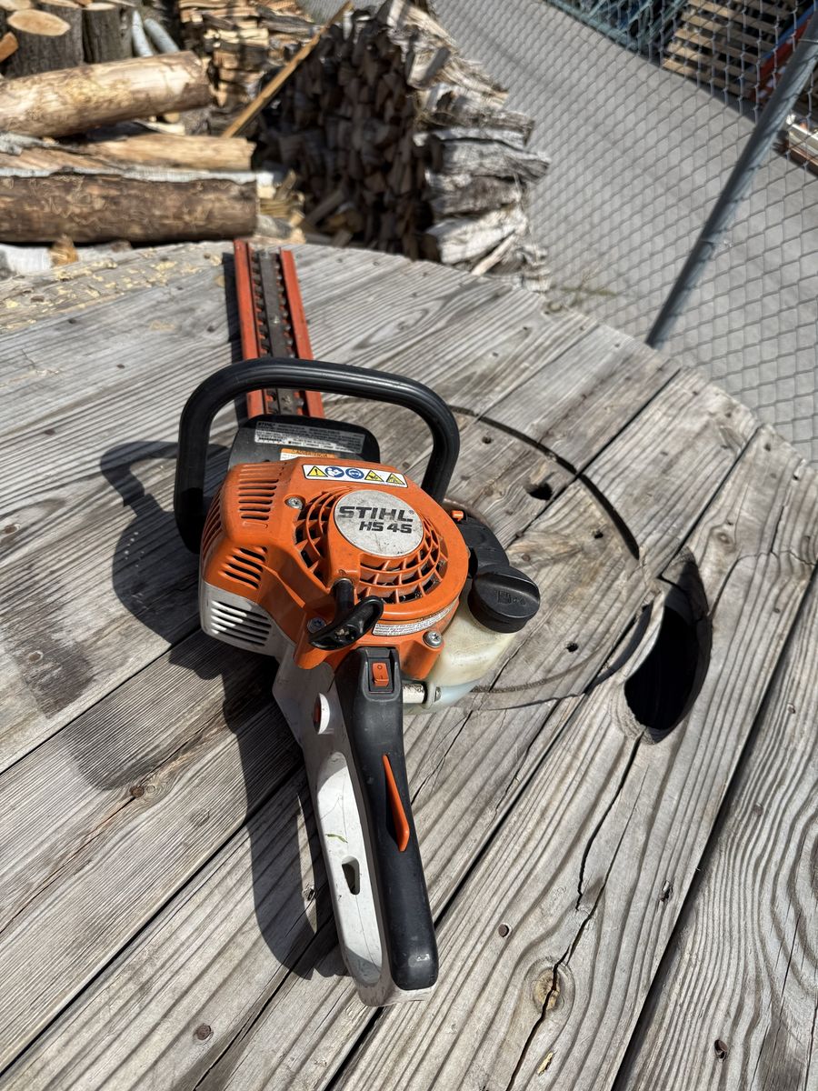 Hedge trimmer