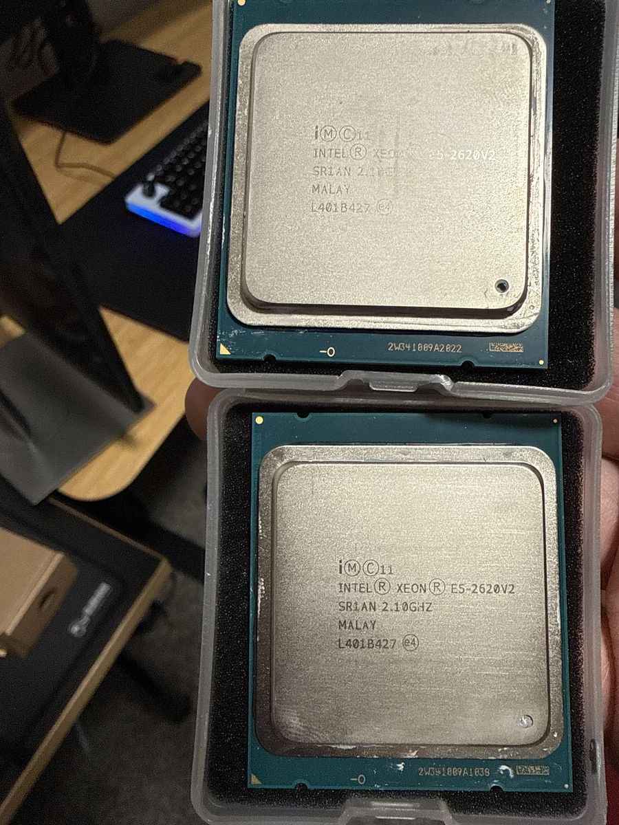 Intel Xeon e5-2620v2 X 2