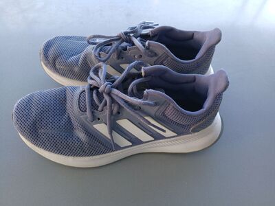 Women's Adidas Walking Shoes Size 7