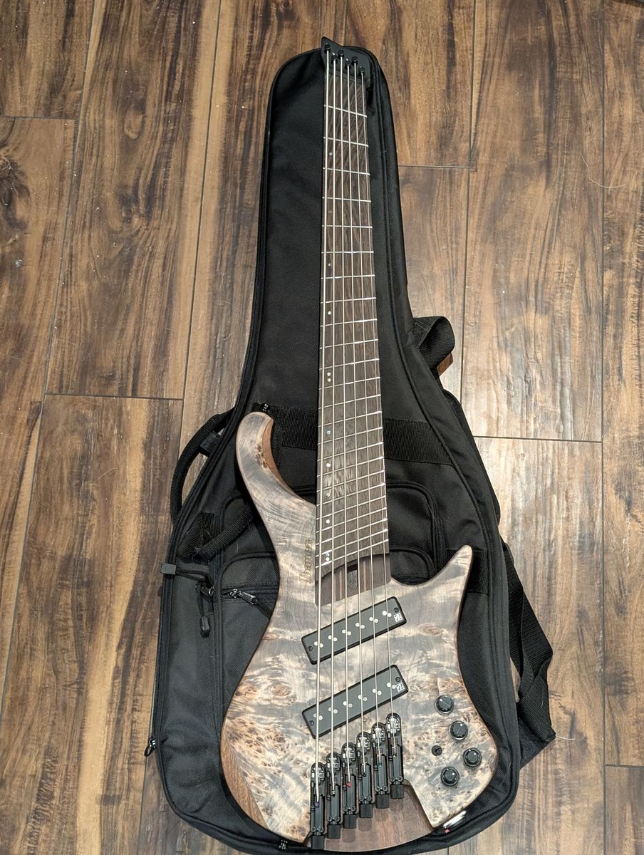 Ibanez EHB1506MS Bass Guitar like new