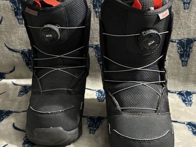 Burton Zipline BOA Kids Snowboard Boots – Black – Size 7K