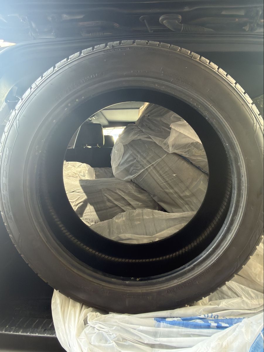 285/45R22