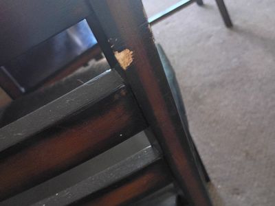 Dining table and 4 chairs.