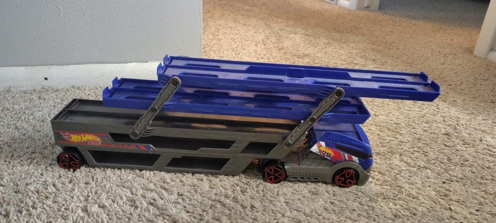 Hot Wheels Turbo Hauler Semi Truck