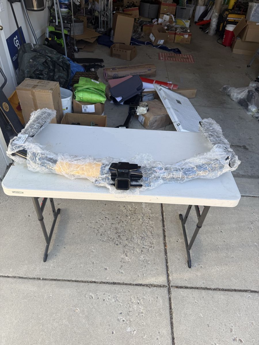 Main image 3