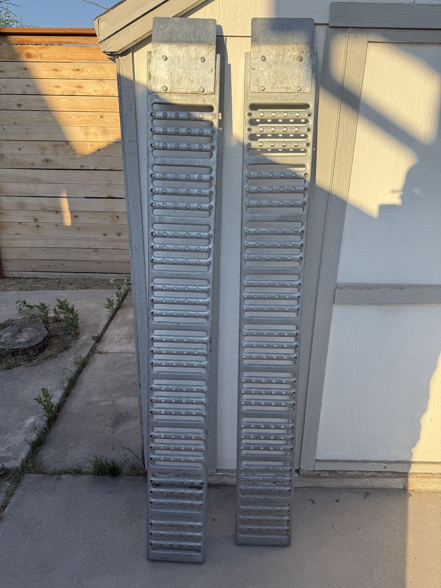 7ft aluminum ramps