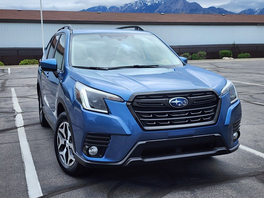 2022 Subaru Forester Premium