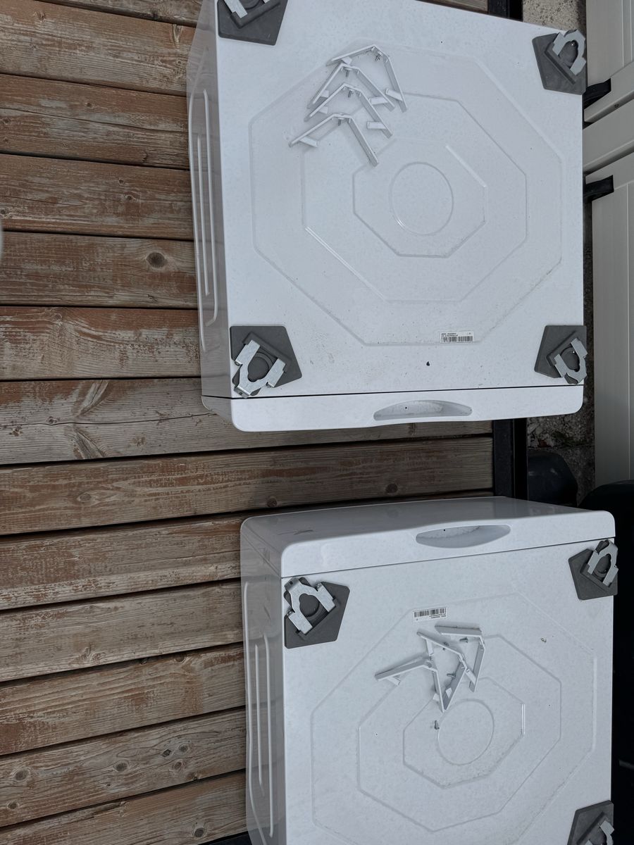 washer/dryer pedestal with storage drawer