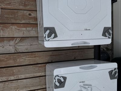washer/dryer pedestal with storage drawer