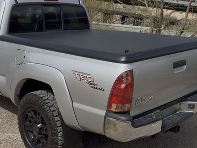 2nd Gen Tacoma Long Bed Undercover Tonneau Cover