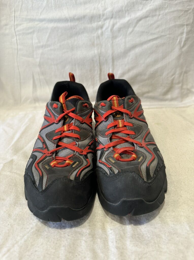 Merrell Men’s Size 9.5 Gray/red Trim Hiking Shoes