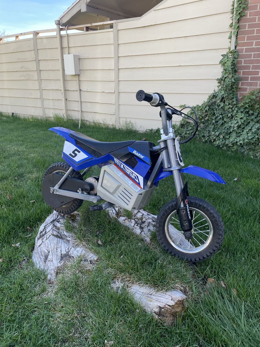 Razor Electric Dirt Bike MX350