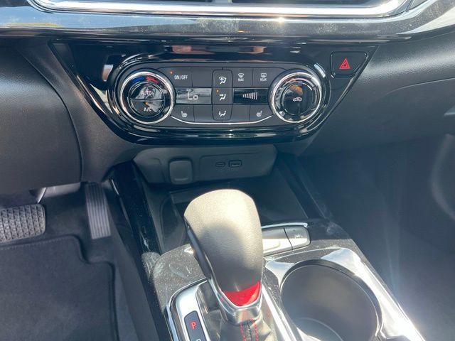Main image 24