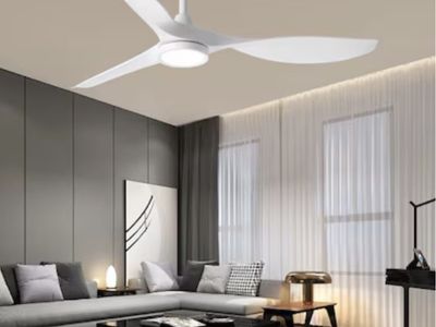 Ceiling Fan 52” 3 Blade White With Light Kit