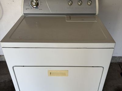 Whirpool Electric Dryer - Large Capacity 7 Cu/ft