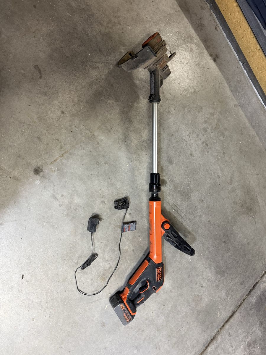 Cordless Battery Trimmer - Black and Decker + battery and Charger