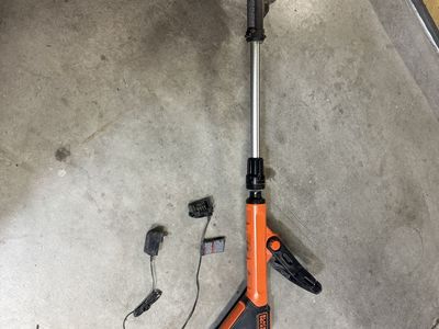 Cordless Battery Trimmer - Black and Decker + battery and Charger