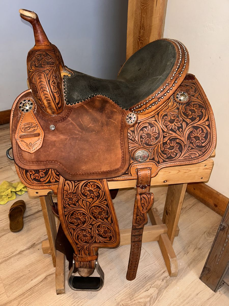 Reinsman barrel saddle for sale