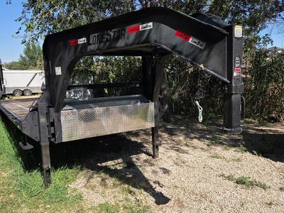 2023 NWT Holdings 38ft Dovetail Gooseneck Trailer