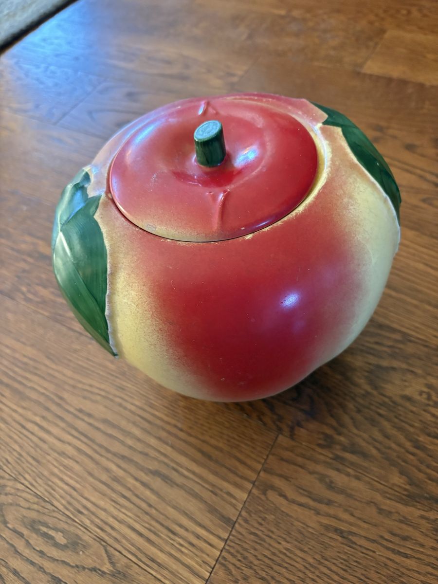 Vintage Hull Pottery “Blushing Apple” Cookie Jar 