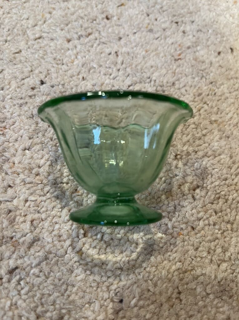 Green Depression Glass Individual Salt Dips/Cellars - Matching Set of 9