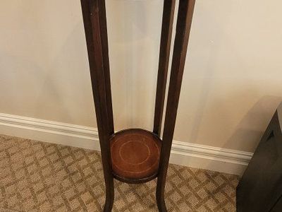 Vintage Dark Wood Plant Stand / Pedestal Table with Curved Legs and Lower Shelf