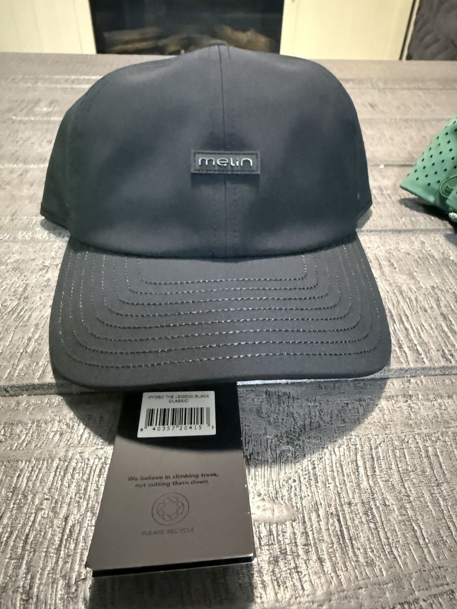 Melin HYDRO The Legend Black Classic Snapback Hat