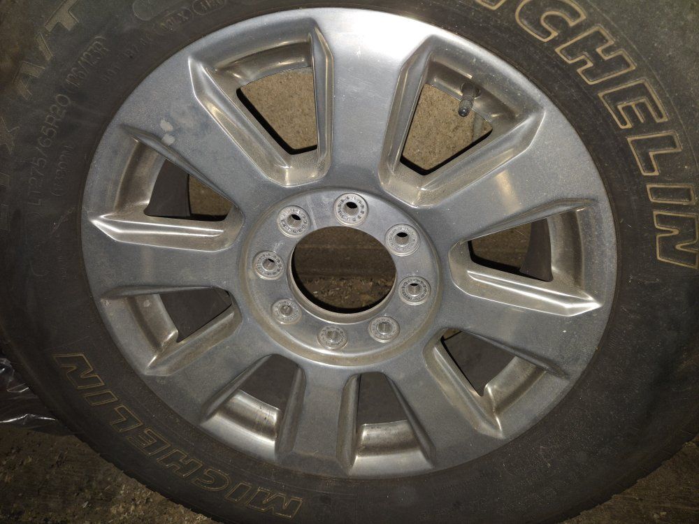Michelin tires with wheels off of 2019 Ford F350 Platinum