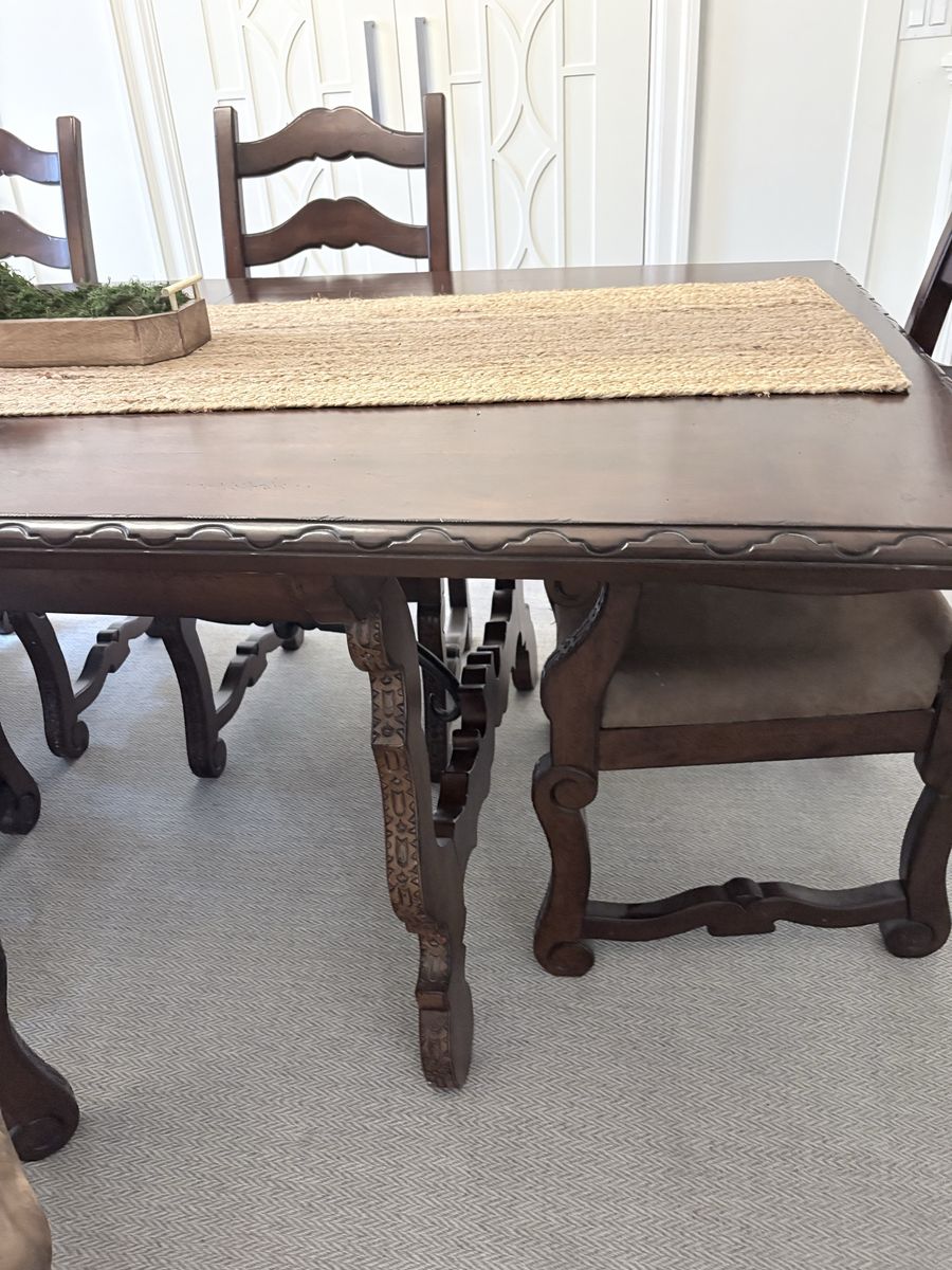 Main image 4