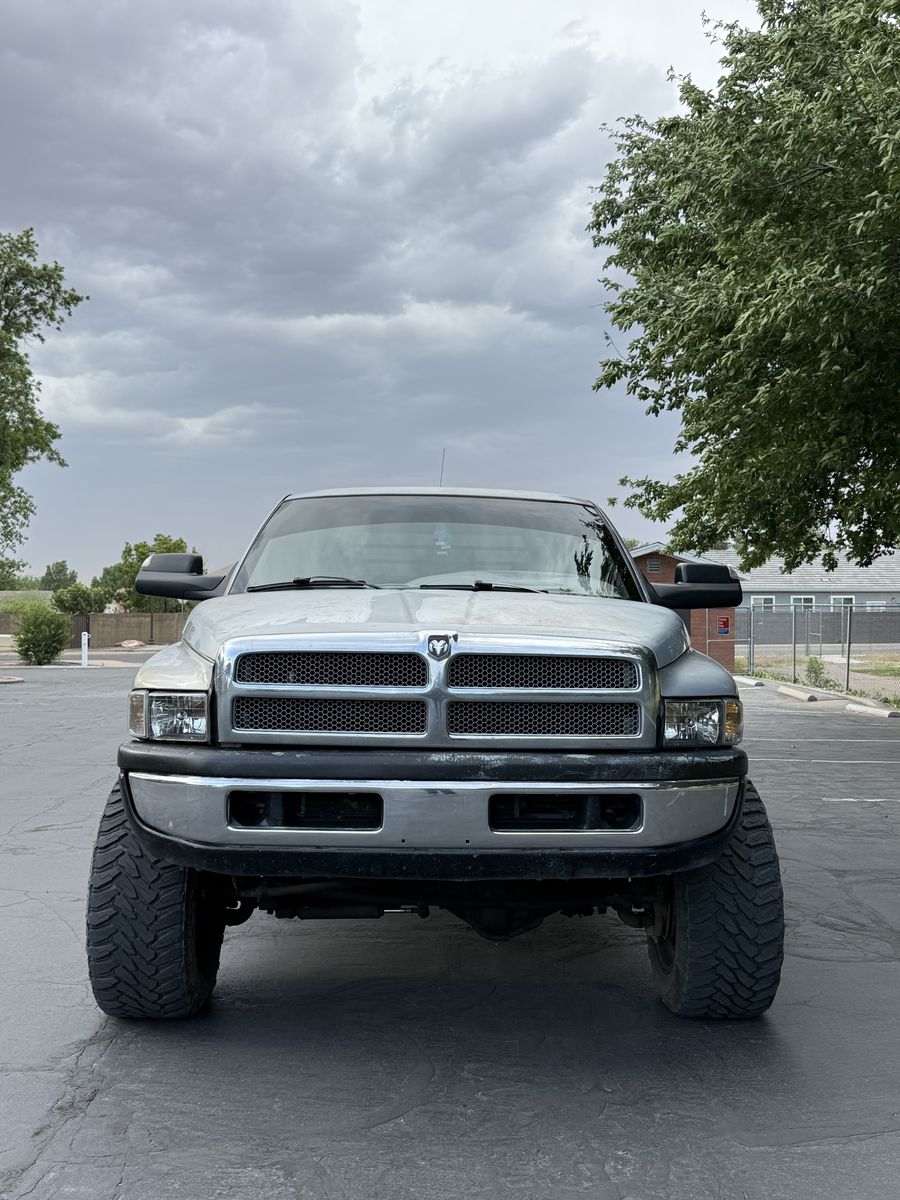 2001 Dodge Ram 2500 Laramie SLT
