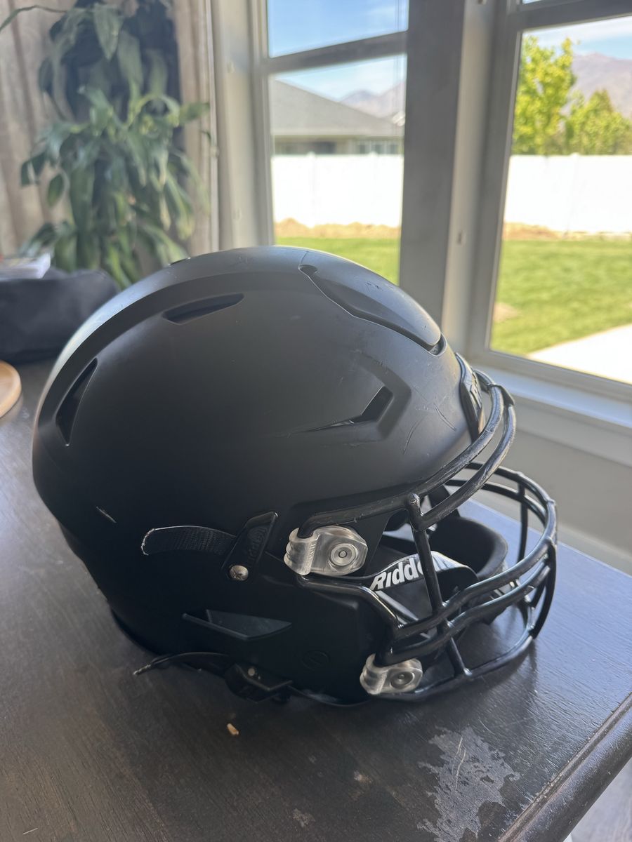 Riddell SpeedFlex Adult Large Football Helmet - Matte Black