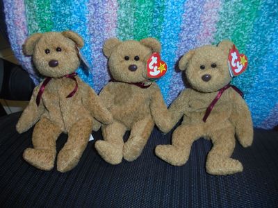 3 Curley 1996 Beanie Baby's
