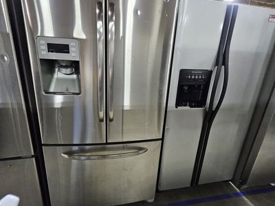 GE French Door Refrigerator Stainless Steel with Ice/Water Dispenser