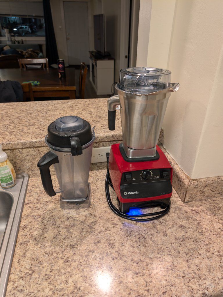 Vitamix 5200 + Metal Pitcher!