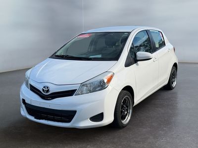 2012 Toyota Yaris 5-Door LE
