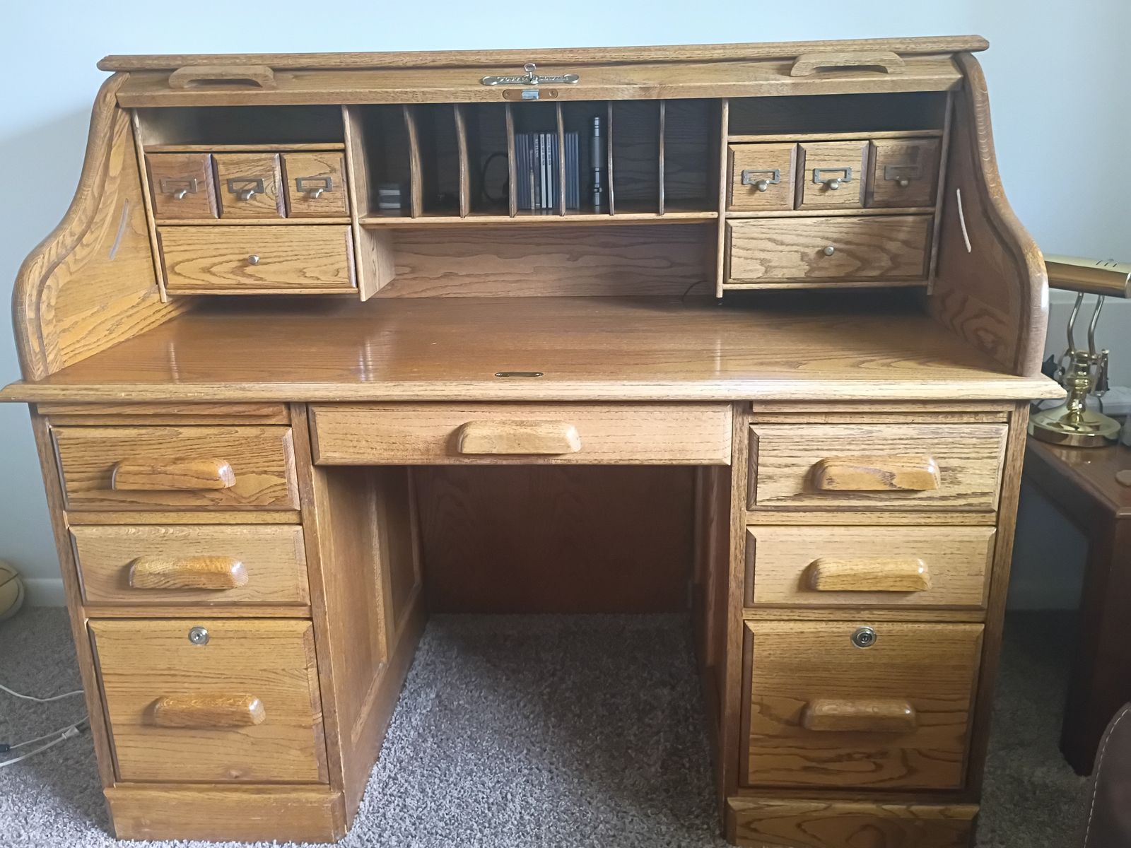 Nice Roll top desk