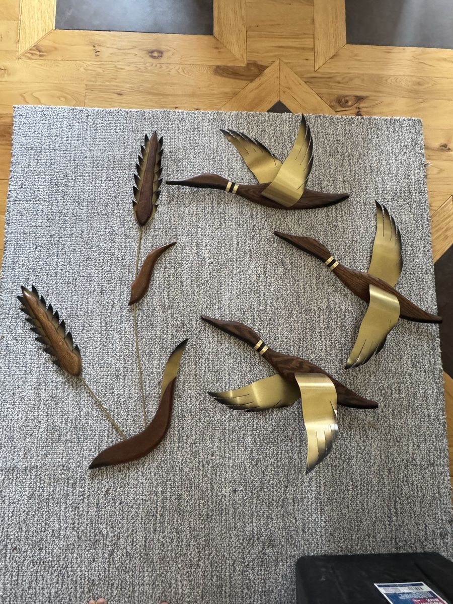 Masketeers Mid-Century Modern Wood & Brass Flying Ducks Wall Decor Set (3 Ducks, 1 Reed)